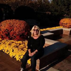 Meet your Posher, Karen